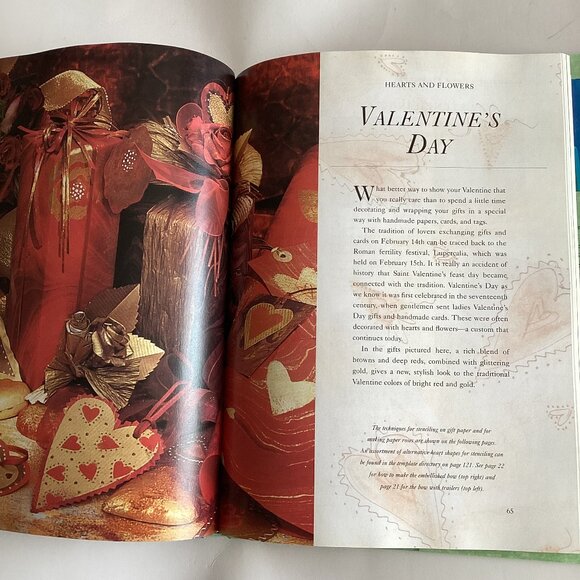Creative Gift Wrapping Readers Digest Hardback Book By Gill Dickinson Crafts - Picture 11 of 12